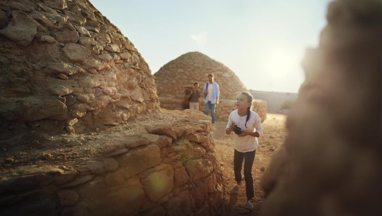Pura Eco Retreat, Jebel Hafit Desert Park Al Ain Bagian luar foto